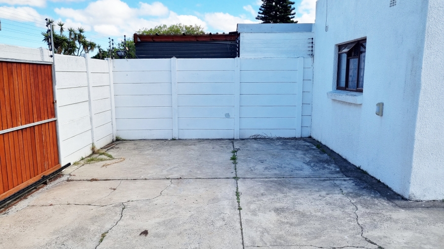 To Let 0 Bedroom Property for Rent in Ferness Estate Western Cape